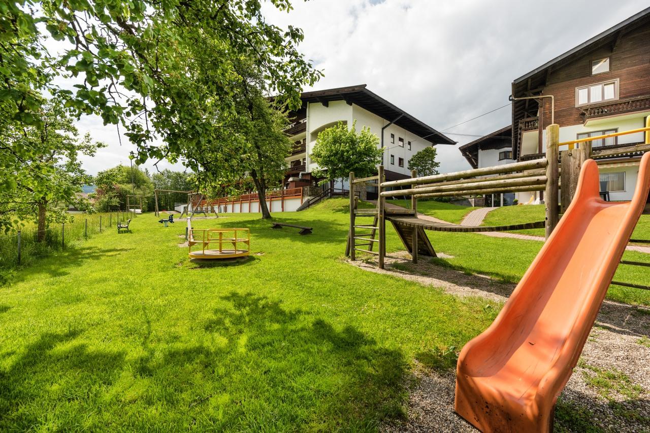 Hotel Lohninger-Schober Sankt Georgen im Attergau Extérieur photo